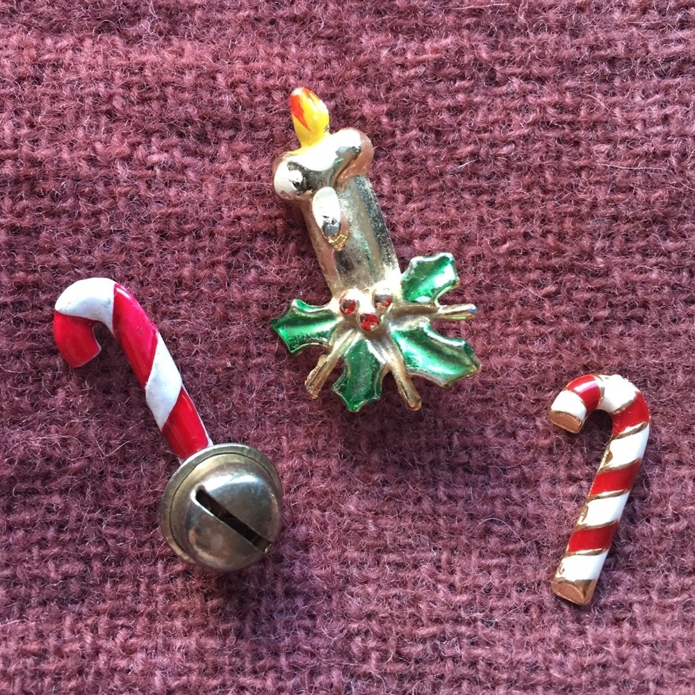 🎄Ugly 🎄Christmas Sweater🎅 Anthropologie Pins🎅